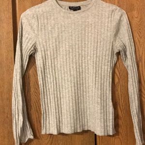 Grey ribbed top